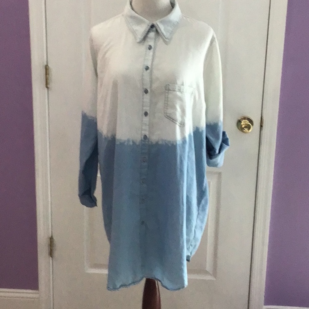 Women’s Plus Size 3X G Kollection Dip-Dye Hem Long Sleeve Button Down Blouse